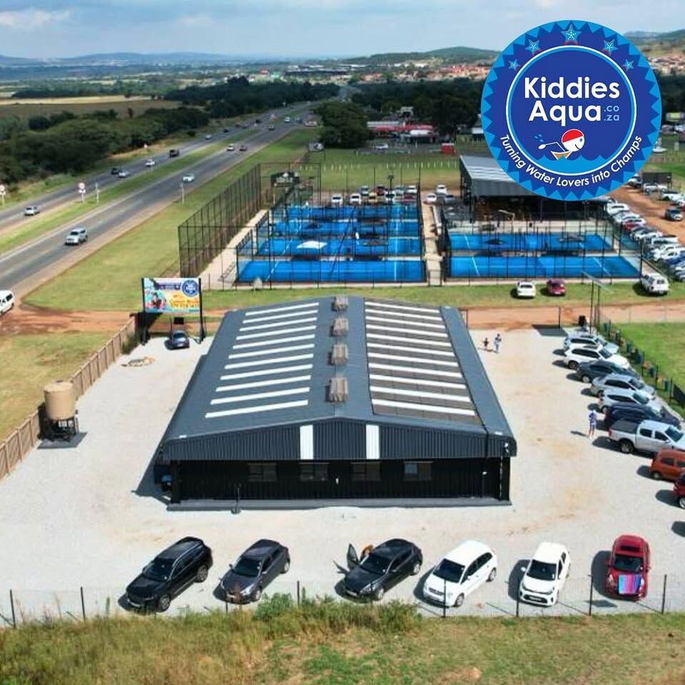 Alberton — Rietvlei Zoo Farm, Liefde en Vrede — indoor swimming pool and swimming lesson photo 3